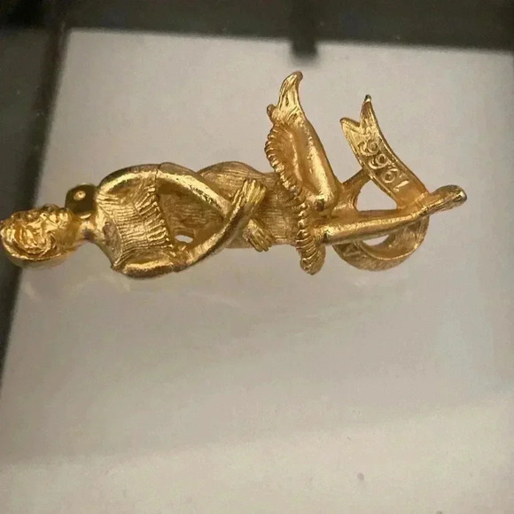 CWBA Bowling League Pin Vintage 1966 Bowler Award - Picture 5 of 5